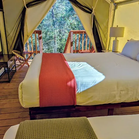 Wildhaven Yosemite Glamping Hotel Mariposa Exterior photo